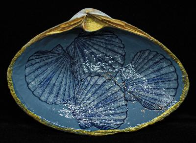 Scallop Shells in a sea of blue Clam Shell Trinket/Ring Holder