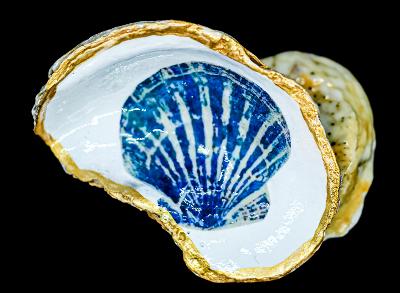 Shades of Blue  Oyster Shell Trinket/Ring Holder